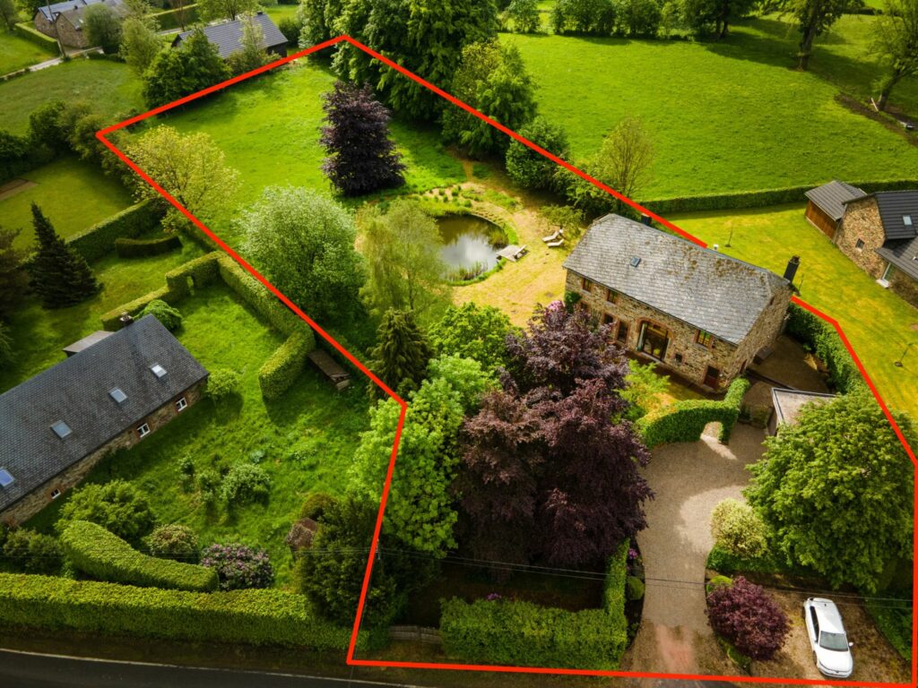 clik_immobilier_terrain Photo d'un bien à vendre illustrant l'activité de CLIK dans le secteur de l'immobilier