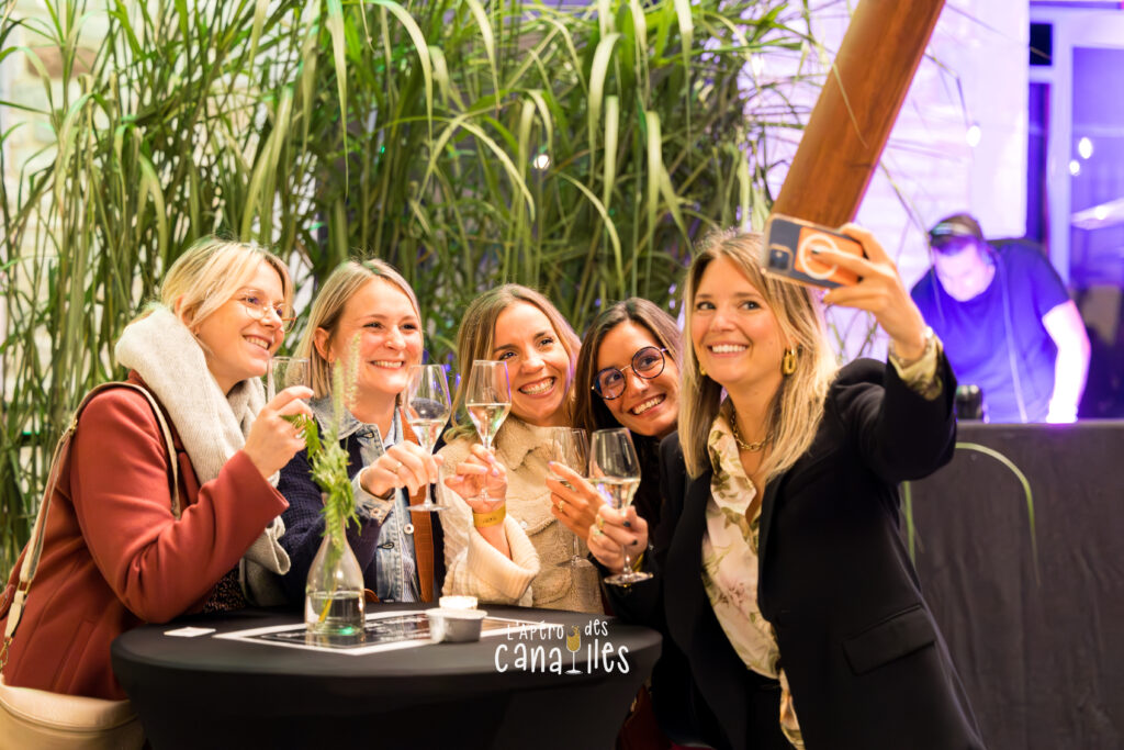 Apéro_des_Canailles_66 Photo de l'Apéro des Canailles illustrant l'activité de CLIK dans l'événementiel